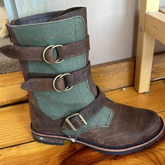 LL Bean  SZ 7.5 Combat Boots Brown Leather W Green Woven Embellishment! - Picture 6 of 9